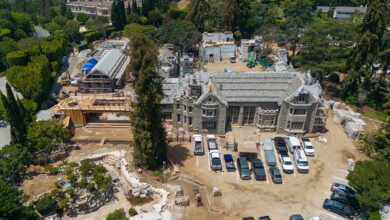 Le remodelage du manoir Playboy se poursuit pour la 4e année, toujours au ralenti