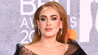 Adele parle de la réaction " brutale " après avoir reporté sa résidence à Vegas